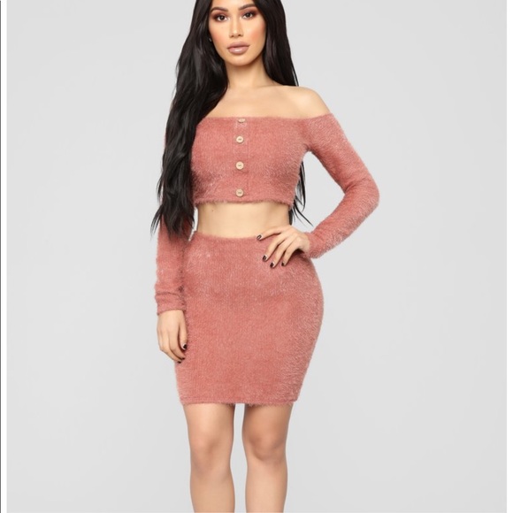 Fashion Nova Fuzzy 2 Piece Set - Picture 1 of 3